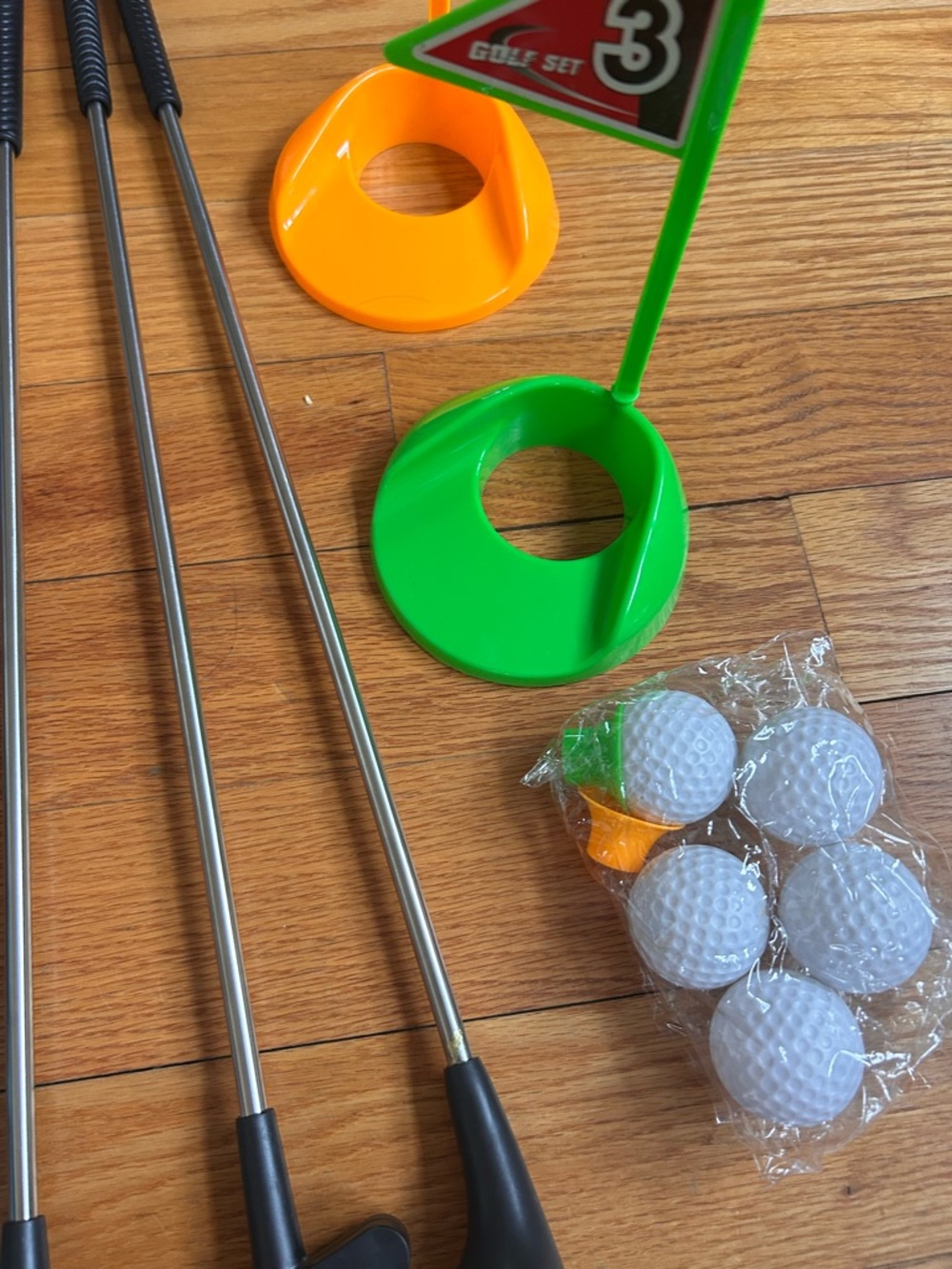 Kids Golf Set with Clubs Holes Pegs Balls Bag - Lightweight Plastic Toddler Toy - Picture 3 of 5